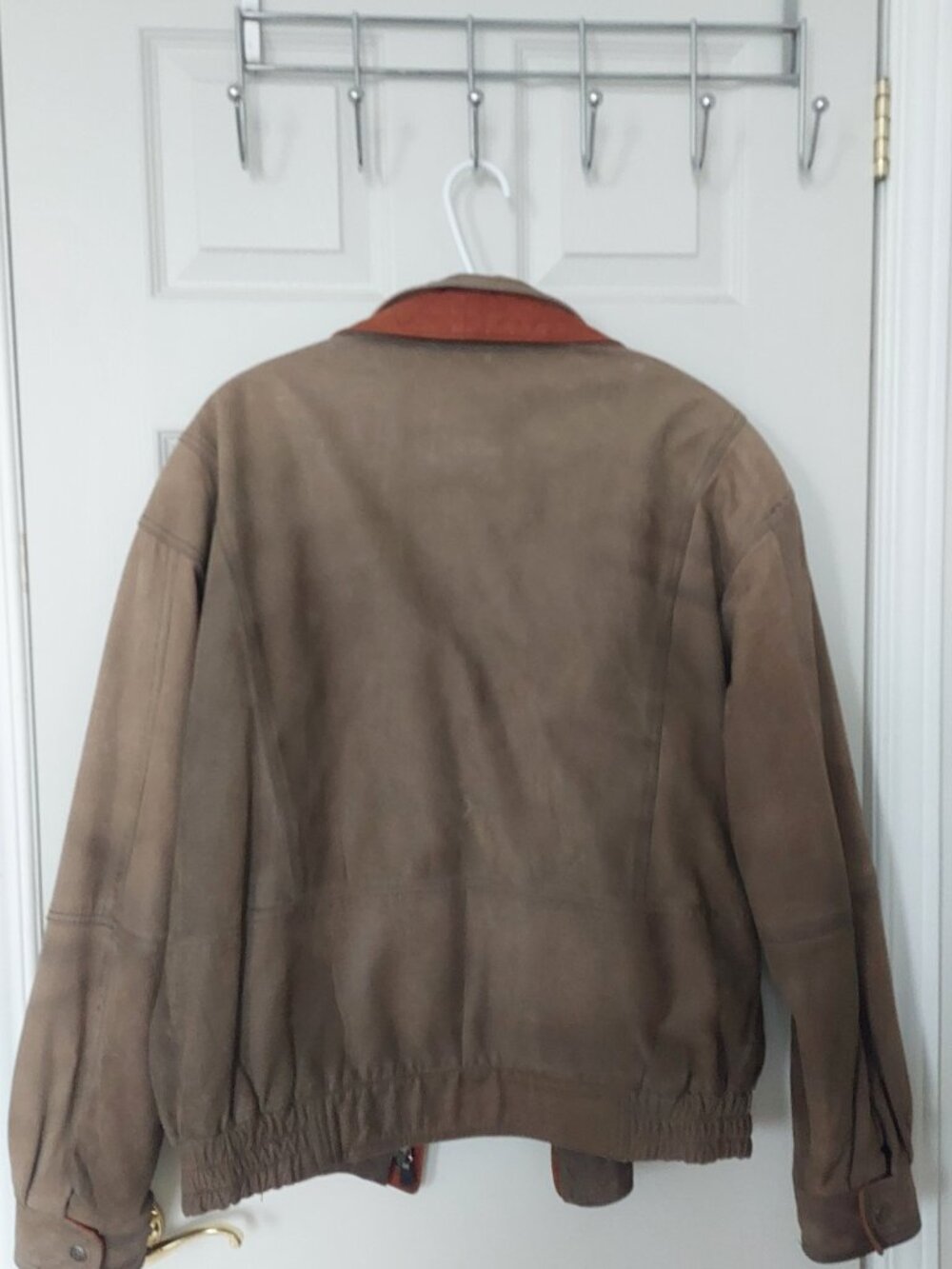 Leather jacket - Picture 4 of 4